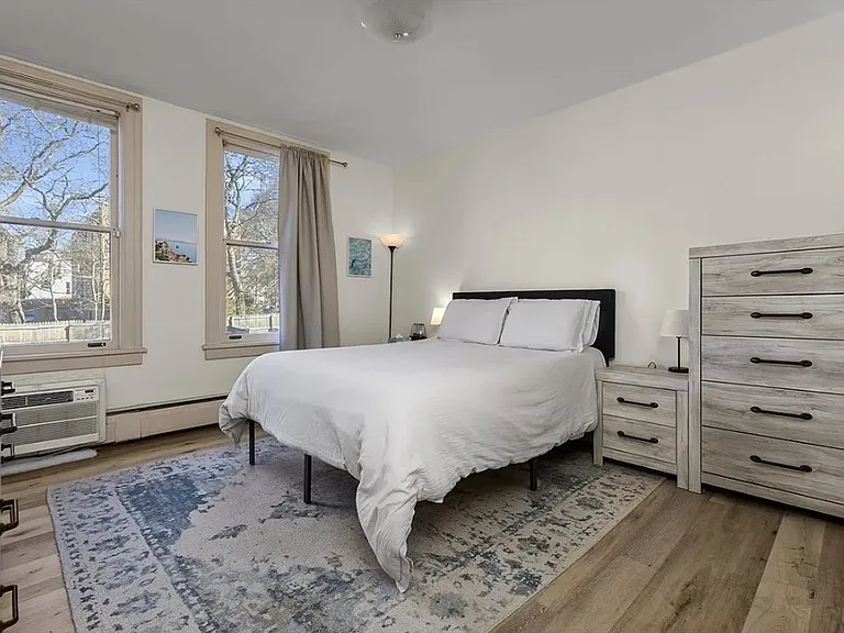 225 E Swissvale Ave #3 — Photo 5