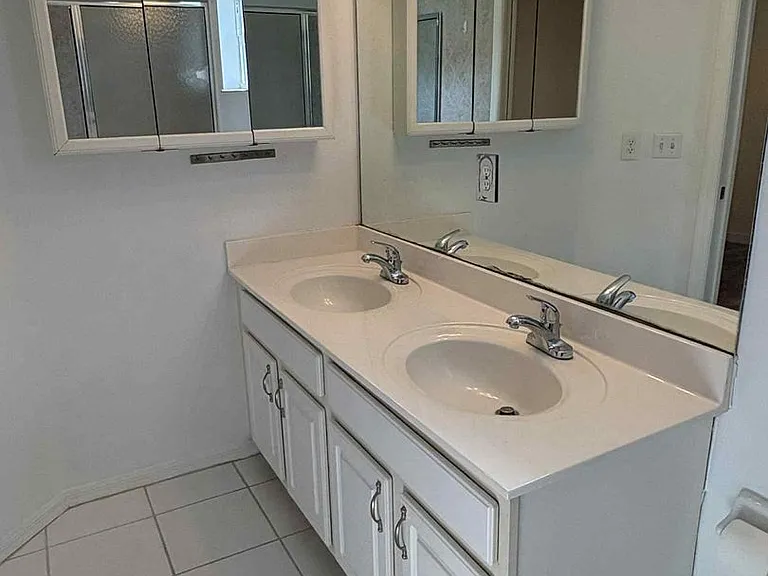8079 Pacific Beach Dr — Photo 13
