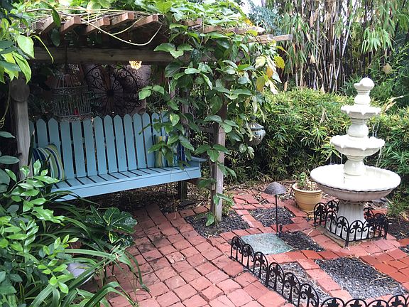 Garden bench & fountain