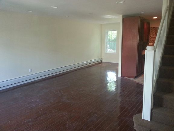 5th image of 11334 205th St