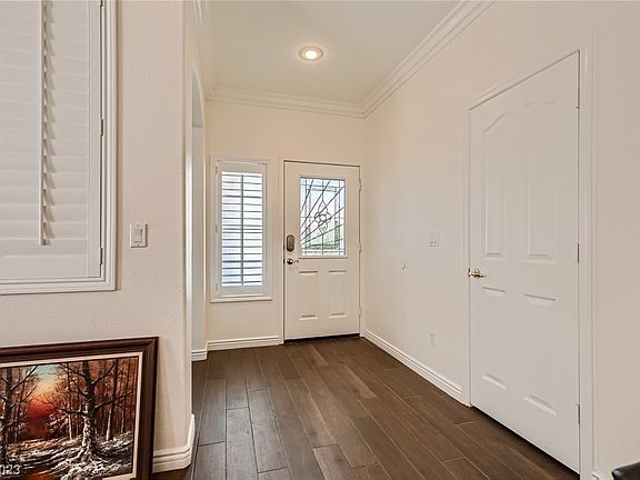 5th image of 4463 El Presidio Dr