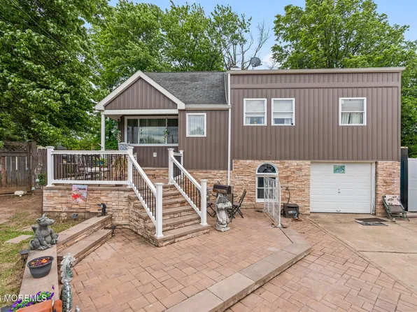 251 Arlington Drive, Fords, NJ 08863