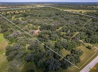 6694 Danforth Rd, Goliad, TX 77963