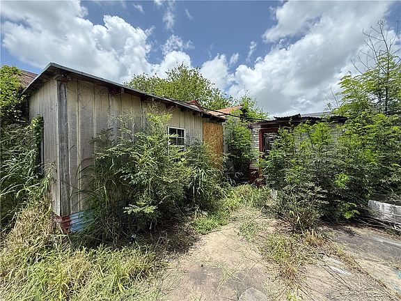2nd image of 4618 Barrera Dr