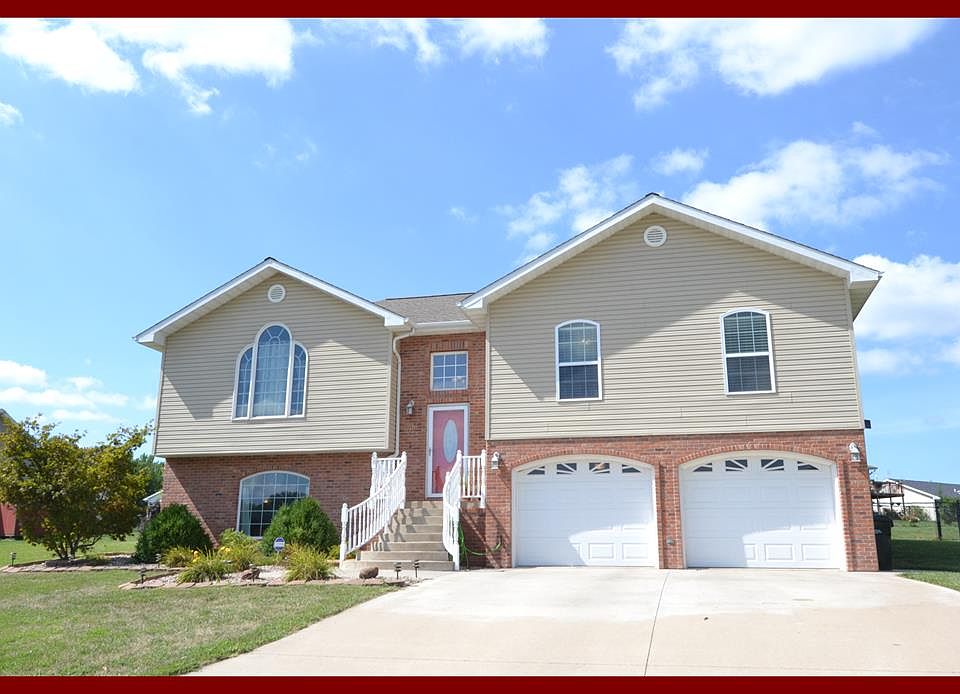 1st image of 1307 Castle Dr