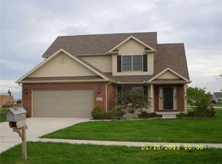 5110 Merlot Dr, Oregon, OH 43616