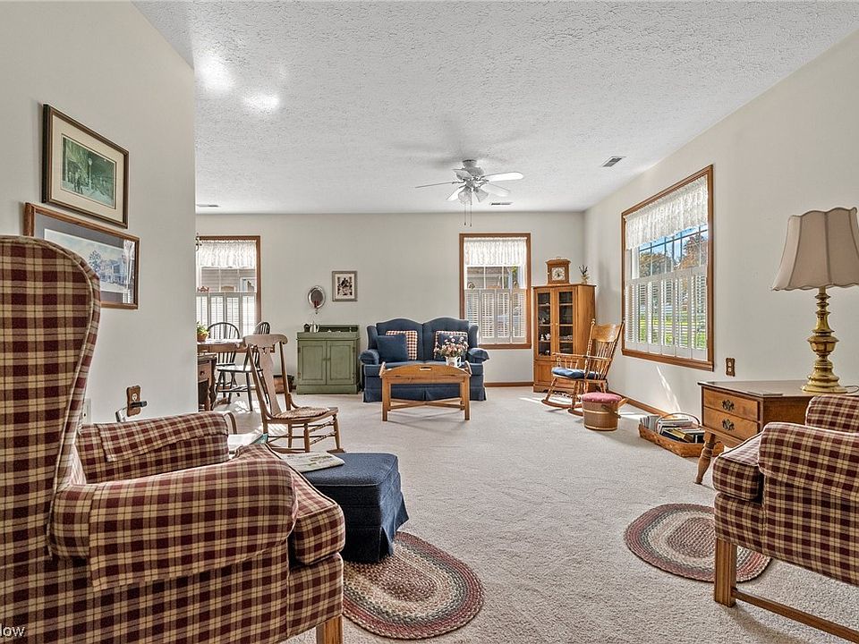 1212 12th St, Vienna, WV 26105 Zillow