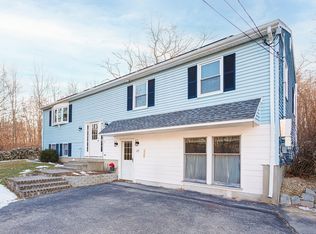 129 Oxford Ave, Dudley, MA 01571