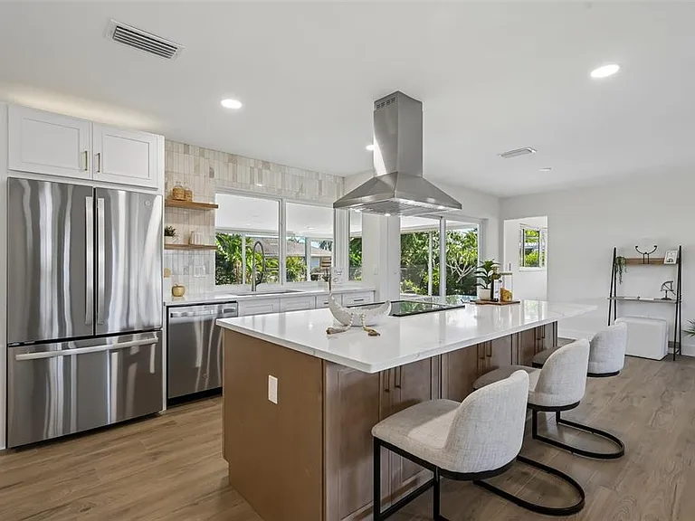 6735 Keystone Dr — Photo 18