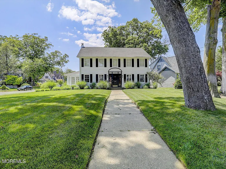 570 N Edgemere Dr #A — Photo 5
