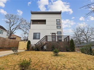 975 Grant Ter SE, Atlanta, GA 30315