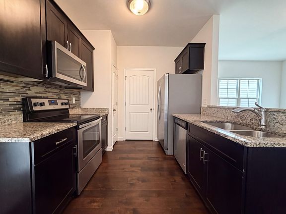 2nd image of 2265 Cason Ln