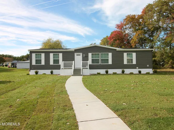 567 Sara Drive, Freehold, NJ 07728