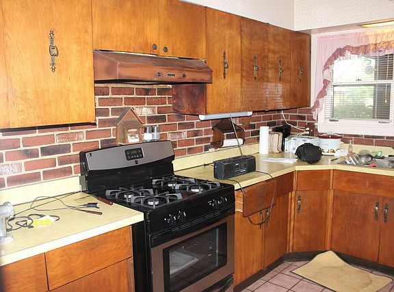 3rd image of 34465 N Lake Shore Dr