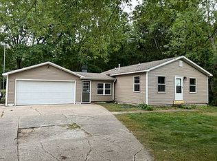 7250 Grand Haven Rd, Spring Lake, MI 49456