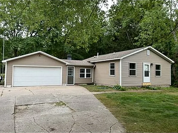 7250 Grand Haven Rd, Spring Lake, MI 49456