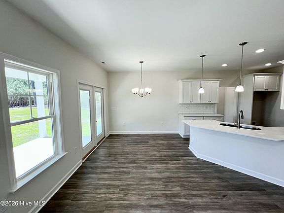 5th image of 731 Polly Watson Road