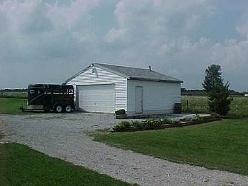 3rd image of 2670 S County Road 1100e