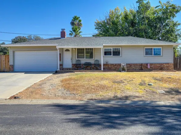 471 Raymond Dr, Ione, CA 95640