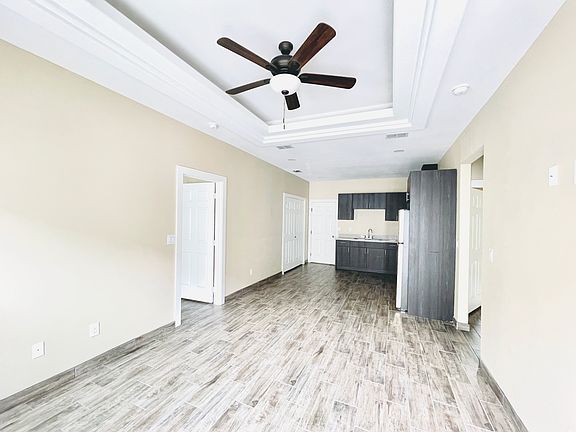 5th image of 1807 Ramirez St #1
