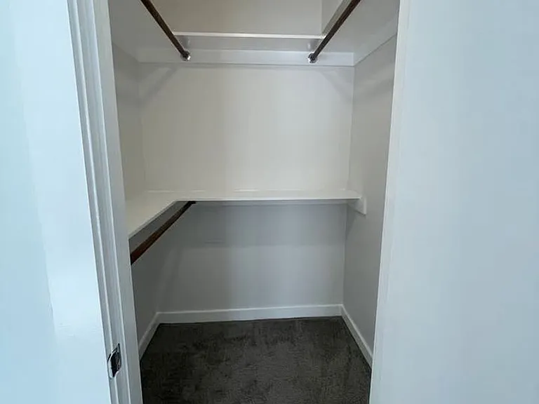 2106 Bennett Ave — Photo 15