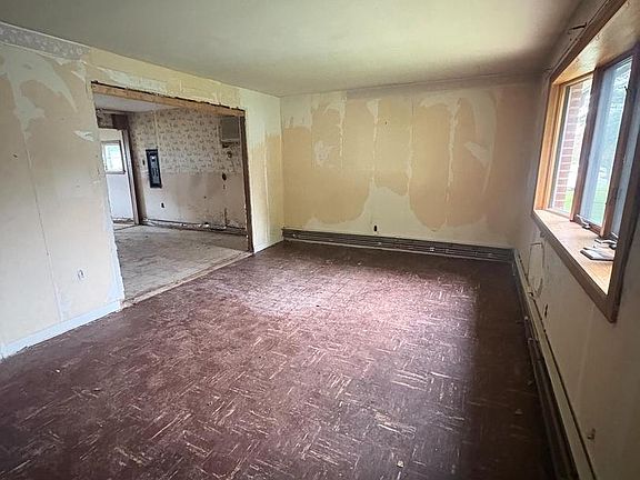 2nd image of 846 Bobwhite Ln