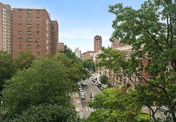 2nd image of 392 Central Park W APT 6U