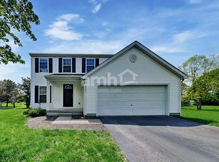 2194 Dry Ridge Ct, Grove City, OH 43123