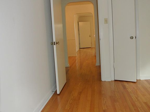 4th image of 3315 Nash Ave #C