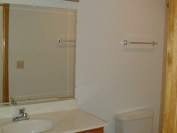 5th image of 2300 S Illinois Ave APT C2
