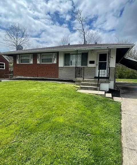 9163 Trinidad Dr — Photo 1