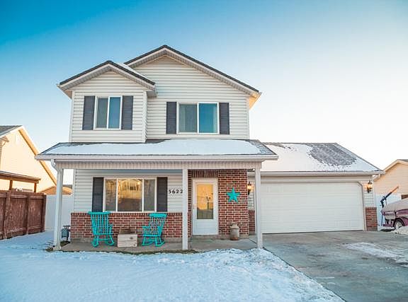 2nd image of 3622 E Pearce Dr