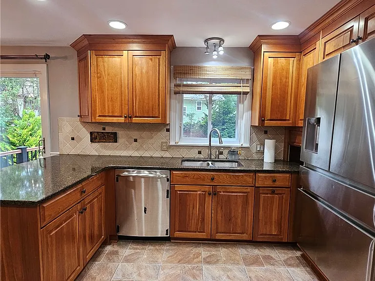 50 Greenview Dr — Photo 14