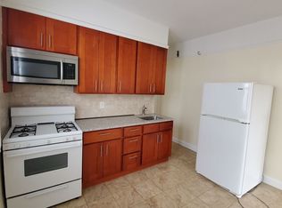 25-43 46th St #2F, Astoria, NY 11103