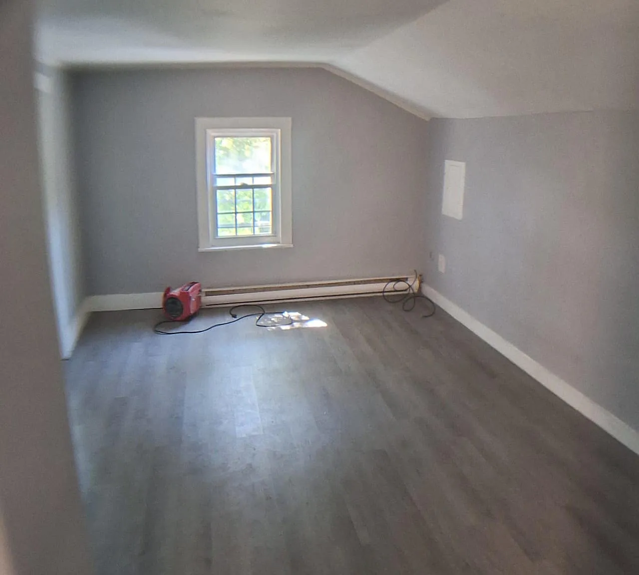 Studio, 4998 sqft, $995 — Photo 3