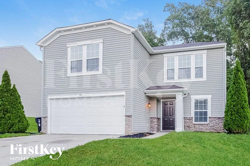 3 bed, 2.5 bath, 2111 sqft, $2,250 — Photo 2
