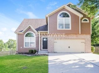 18709 E 10th Terrace Ct N, Independence, MO 64056