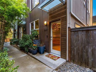 2204 California Avenue SW #A, Seattle, WA, 98116