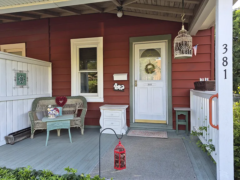 381 Stewart Ave — Photo 4