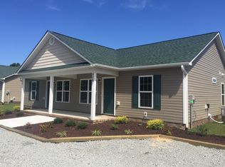 113 Oyster Ln, Hubert, NC 28539