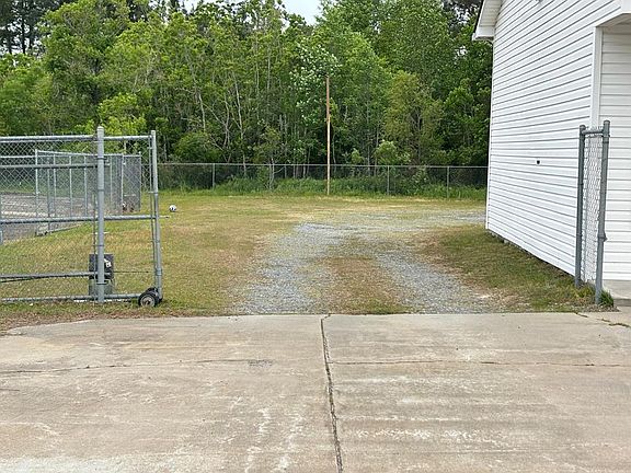 2nd image of 126 Sunset Cir