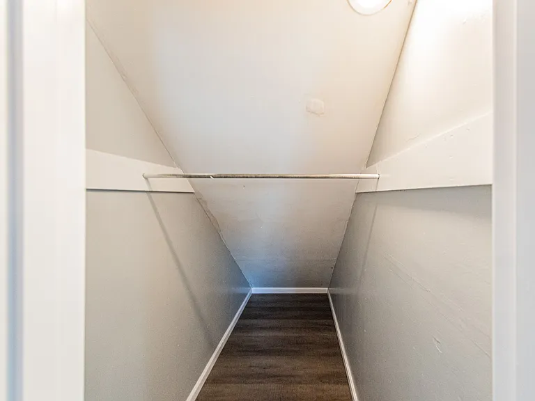 120 Lake Dr #3 — Photo 32