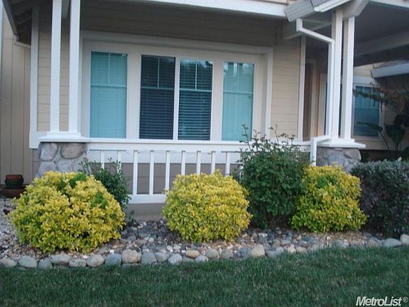 3rd image of 3339 Tea Rose Dr