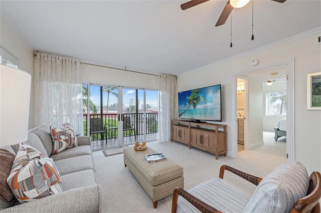 1 bed, 1.0 bath, 682 sqft, $6,000 — Photo 4