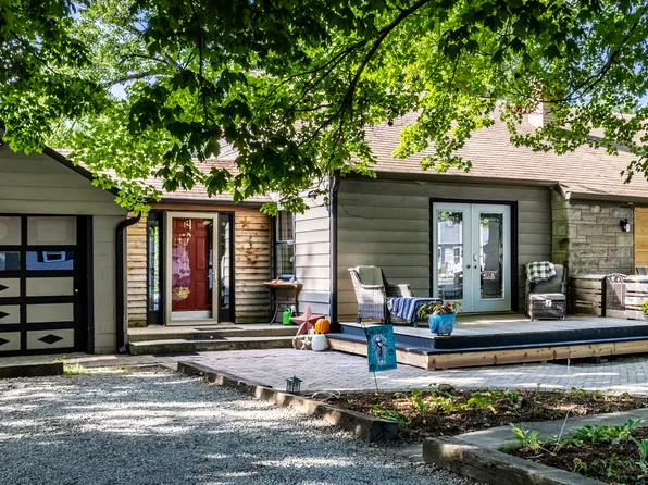405 Orchard Ln, Greenwood, IN 46142