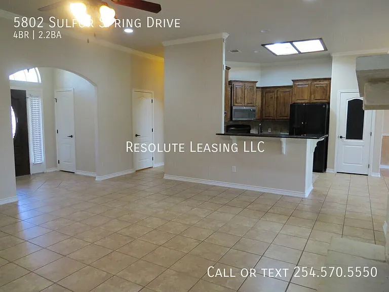 5802 Sulfur Spring Dr — Photo 4