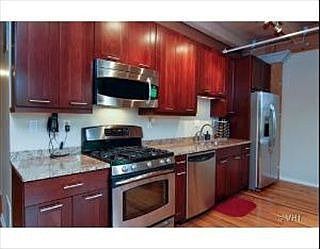 4th image of 515 N Noble St APT 303