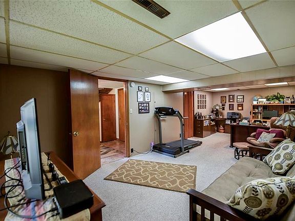 4th image of 3520 Shady Bend Dr