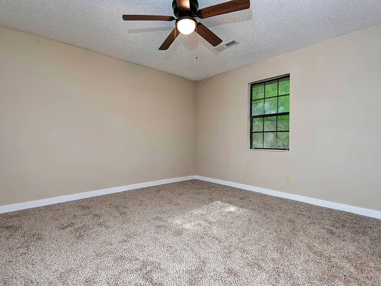 4444 S Robberson Ave — Photo 16