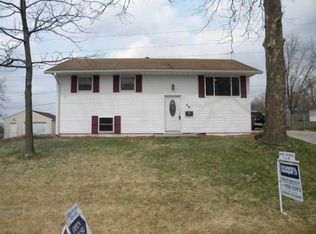 64 Devonwood Ave SW, Cedar Rapids, IA 52404